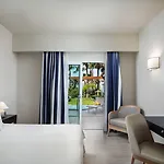玛格丽特别墅酒店 4* 阿兰奇湾城