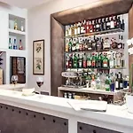 玛格丽特别墅酒店 酒店 4*